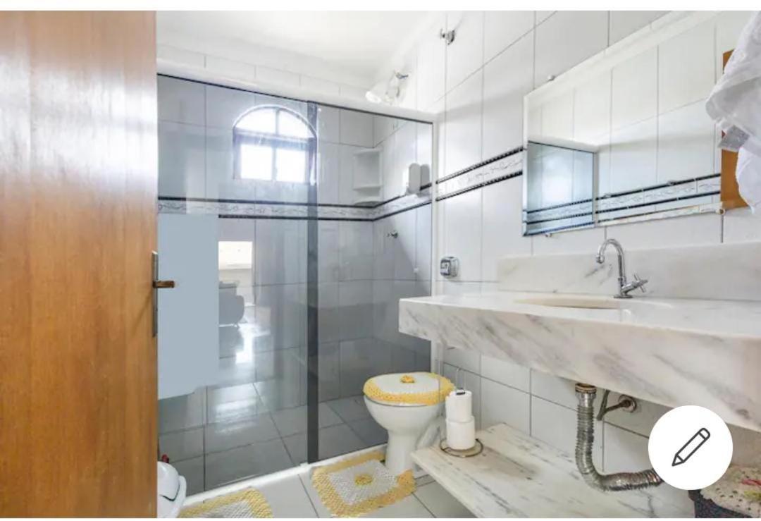 Quarto Em Casa Da Familia Anton Sao Jose dos Pinhais Exterior photo